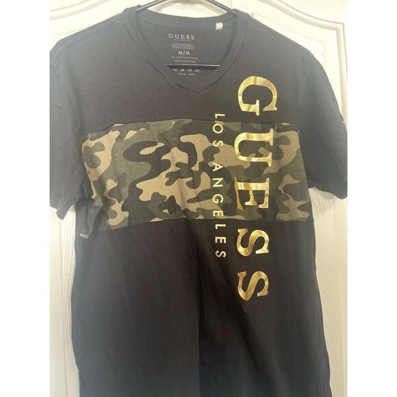 Guess T-shirt - Picture 8 of 9